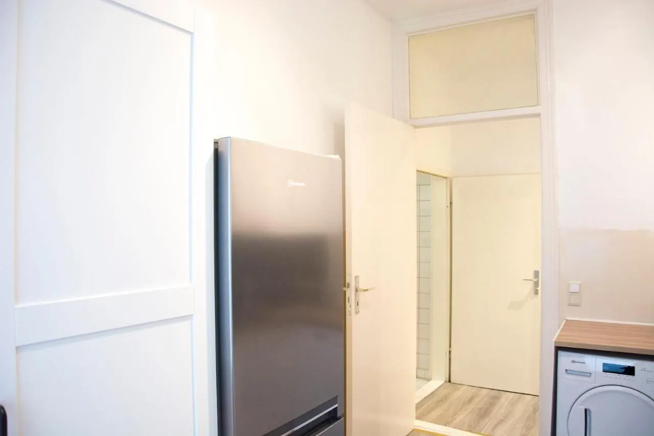 Moabit Family Apartment Берлин Германия