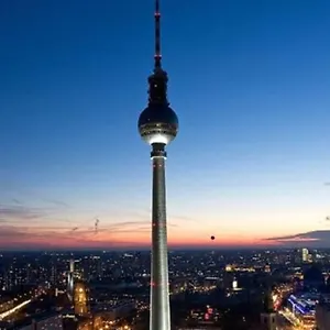 Lägenhet Romantic Style Alexanderplatz, Berlin